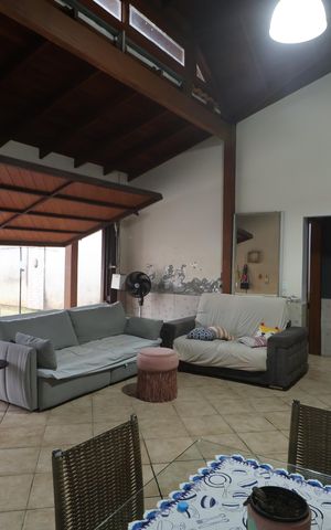 Casa à venda com 200m², 3 quartos e 3 vagasEspaço Gourmet