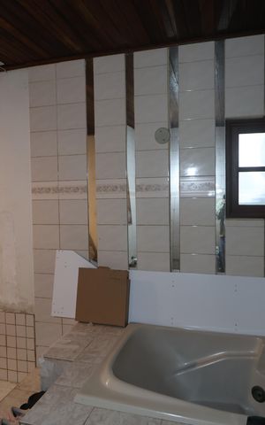 Casa à venda com 200m², 3 quartos e 3 vagasBanheiro da Suíte 2