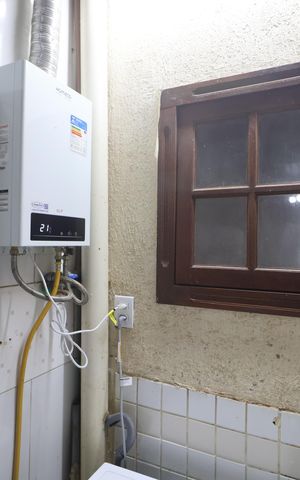 Casa à venda com 200m², 3 quartos e 3 vagasÁrea de Serviço