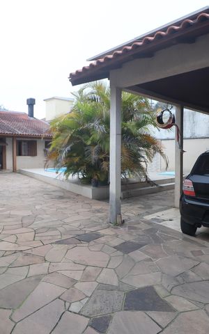 Casa à venda com 200m², 3 quartos e 3 vagasÁrea externa