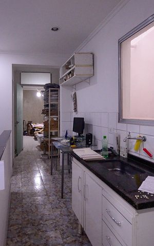 Casa à venda com 375m², 5 quartos e 3 vagas Casa à venda com 375m², 5 quartos e 3 vagasEdícula -Cozinha