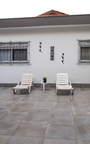 Casa à venda com 324m², 5 quartos e 4 vagas Casa à venda com 324m², 5 quartos e 4 vagasQuintal