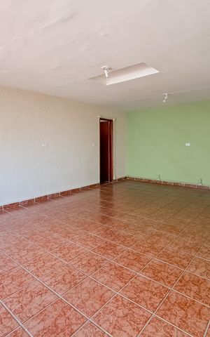 Casa para alugar com 227m², 3 quartos e 3 vagas Casa para alugar com 227m², 3 quartos e 3 vagasEdícula