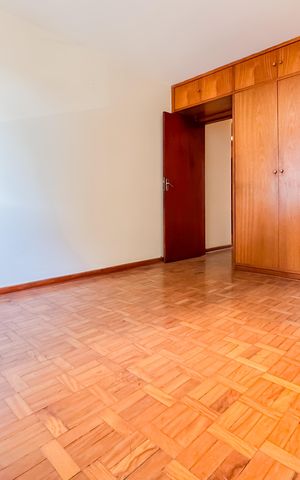 Casa para alugar com 227m², 3 quartos e 3 vagas Casa para alugar com 227m², 3 quartos e 3 vagasSuíte
