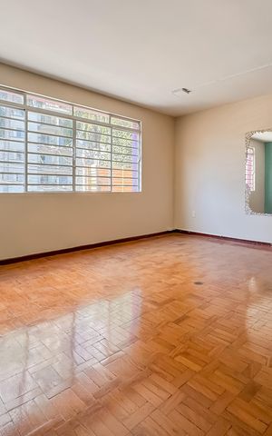 Casa para alugar com 227m², 3 quartos e 3 vagas Casa para alugar com 227m², 3 quartos e 3 vagasSala