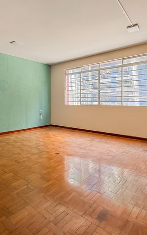 Casa para alugar com 227m², 3 quartos e 3 vagas Casa para alugar com 227m², 3 quartos e 3 vagasSala