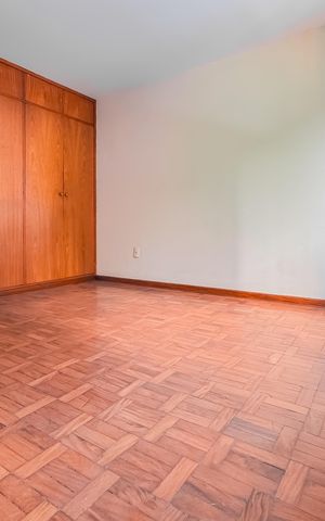 Casa para alugar com 227m², 3 quartos e 3 vagas Casa para alugar com 227m², 3 quartos e 3 vagasSuíte
