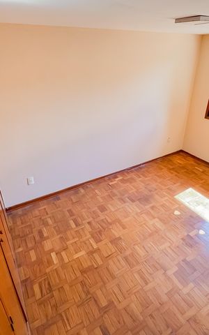 Casa para alugar com 227m², 3 quartos e 3 vagas Casa para alugar com 227m², 3 quartos e 3 vagasQuarto 2