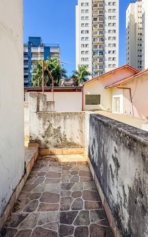 Casa para alugar com 227m², 3 quartos e 3 vagas Casa para alugar com 227m², 3 quartos e 3 vagasTerraço