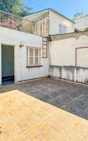 Casa para alugar com 227m², 3 quartos e 3 vagas Casa para alugar com 227m², 3 quartos e 3 vagasTerraço