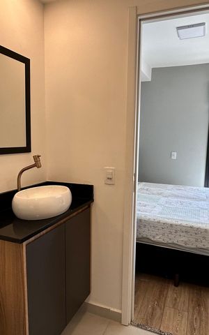 Studio para alugar com 27m², 1 quarto e sem vaga Studio para alugar com 27m², 1 quarto e sem vagaBanheiro social