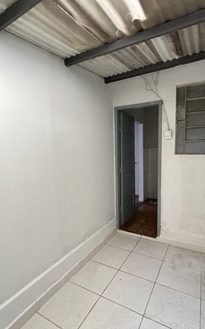 Casa para alugar com 50m², 1 quarto e sem vagaÁrea de Serviço