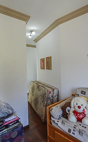 Casa de condomínio à venda com 700m², 5 quartos e 3 vagas Casa de condomínio à venda com 700m², 5 quartos e 3 vagasSuíte 3