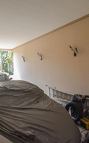 Casa de condomínio à venda com 700m², 5 quartos e 3 vagas Casa de condomínio à venda com 700m², 5 quartos e 3 vagasGaragem