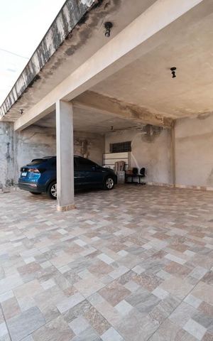 Casa à venda com 390m², 3 quartos e 8 vagasGaragem