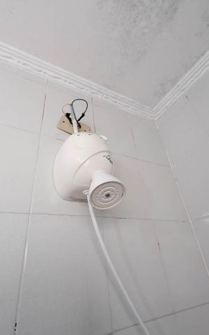 Casa à venda com 390m², 3 quartos e 8 vagasBanheiro Social