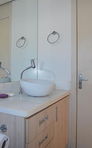 Casa de condomínio à venda com 72m², 3 quartos e 1 vagaBanheiro Corredor - Segundo Andar