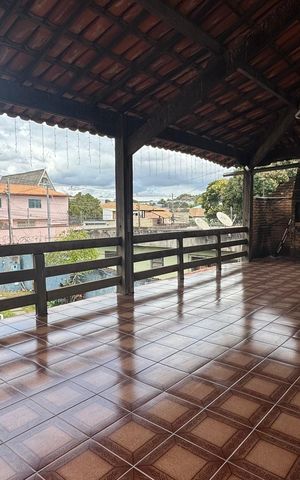 Casa à venda com 230m², 4 quartos e 4 vagasÁrea privativa