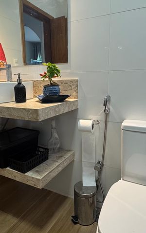 Casa à venda com 230m², 4 quartos e 4 vagasBanheiro da Suíte