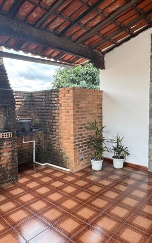 Casa à venda com 230m², 4 quartos e 4 vagasÁrea privativa