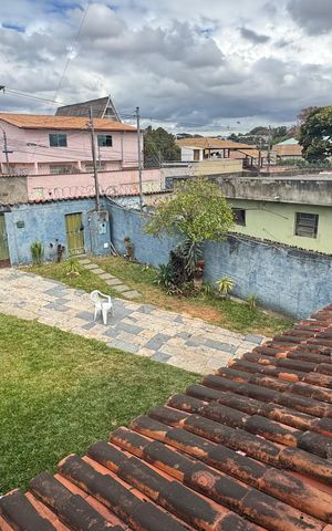 Casa à venda com 230m², 4 quartos e 4 vagasVista