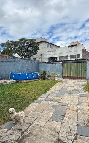 Casa à venda com 230m², 4 quartos e 4 vagasÁrea Externa