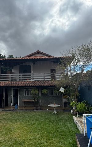Casa à venda com 230m², 4 quartos e 4 vagasÁrea Externa