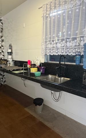 Casa à venda com 230m², 4 quartos e 4 vagasCozinha