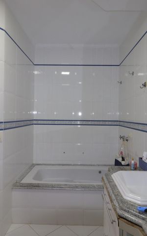 Casa à venda com 190m², 3 quartos e 4 vagasBanheiro da Suíte 3