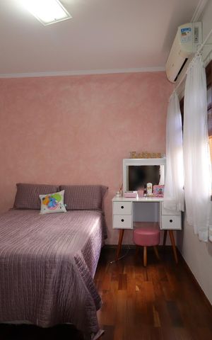 Casa à venda com 190m², 3 quartos e 4 vagasSuíte 2