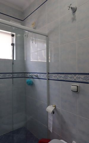 Casa à venda com 190m², 3 quartos e 4 vagasBanheiro da Suíte 1