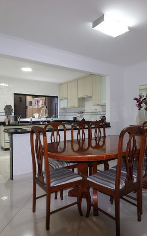 Casa à venda com 190m², 3 quartos e 4 vagasSala de Jantar