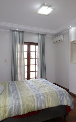 Casa à venda com 190m², 3 quartos e 4 vagasSuíte 3