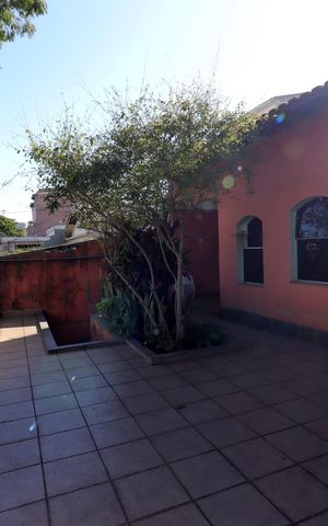 Casa para alugar com 90m², 1 quarto e 2 vagasQuintal