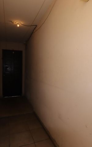 Casa para alugar com 90m², 1 quarto e 2 vagasCorredor