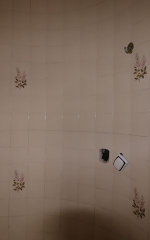 Casa para alugar com 90m², 1 quarto e 2 vagasBanheiro da Suíte