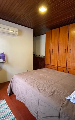 Casa à venda com 165m², 3 quartos e 2 vagas Casa à venda com 165m², 3 quartos e 2 vagasSuíte