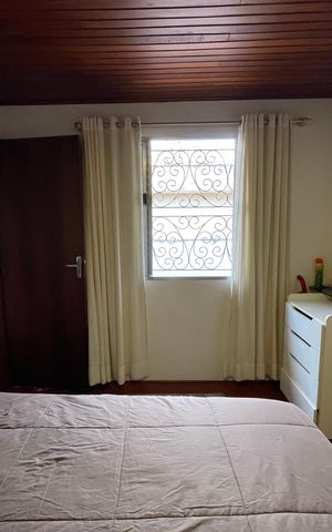 Casa à venda com 165m², 3 quartos e 2 vagas Casa à venda com 165m², 3 quartos e 2 vagasSuíte