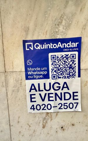 Apartamento à venda com 132m², 3 quartos e 1 vaga Apartamento à venda com 132m², 3 quartos e 1 vagaPlaca