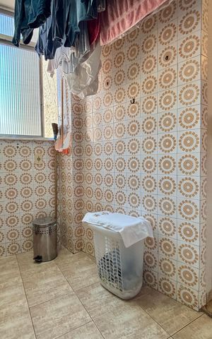Apartamento à venda com 132m², 3 quartos e 1 vaga Apartamento à venda com 132m², 3 quartos e 1 vagaÁrea de serviço
