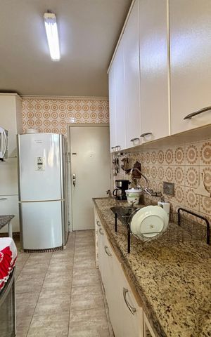 Apartamento à venda com 132m², 3 quartos e 1 vaga Apartamento à venda com 132m², 3 quartos e 1 vagaCozinha