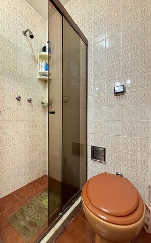 Apartamento à venda com 132m², 3 quartos e 1 vaga Apartamento à venda com 132m², 3 quartos e 1 vagaBanheiro Social 2