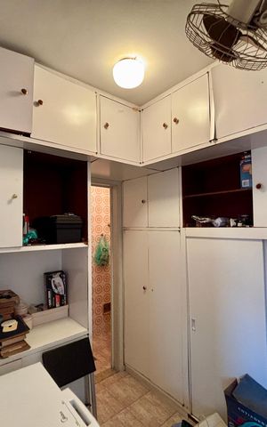 Apartamento à venda com 132m², 3 quartos e 1 vaga Apartamento à venda com 132m², 3 quartos e 1 vagaQuarto de Serviço