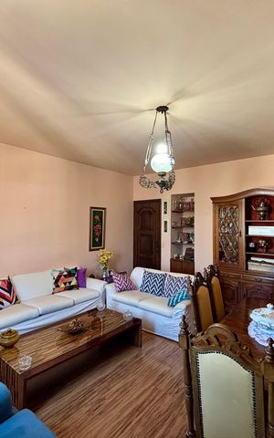 Apartamento à venda com 132m², 3 quartos e 1 vaga Apartamento à venda com 132m², 3 quartos e 1 vagaSala