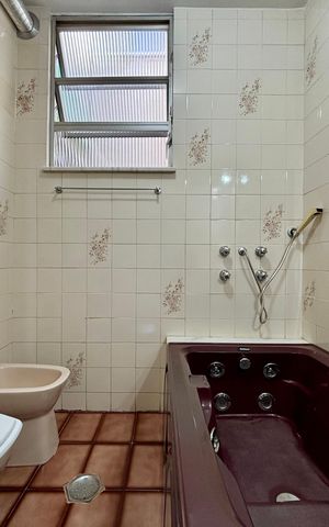 Apartamento à venda com 132m², 3 quartos e 1 vaga Apartamento à venda com 132m², 3 quartos e 1 vagaBanheiro da Suíte