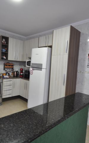 Casa à venda com 204m², 3 quartos e 2 vagasCozinha