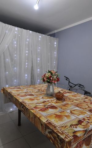 Casa à venda com 204m², 3 quartos e 2 vagasBanheiro 4