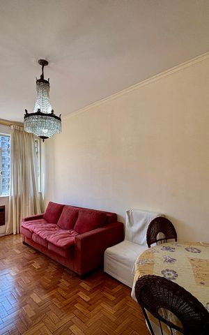 Apartamento à venda com 87m², 2 quartos e 1 vaga Apartamento à venda com 87m², 2 quartos e 1 vagaSala