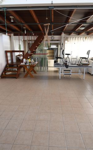 Casa para alugar com 240m², 3 quartos e 2 vagasÁrea Comum - Salão