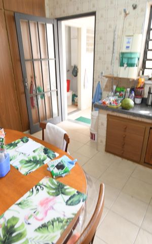 Casa para alugar com 240m², 3 quartos e 2 vagasCozinha